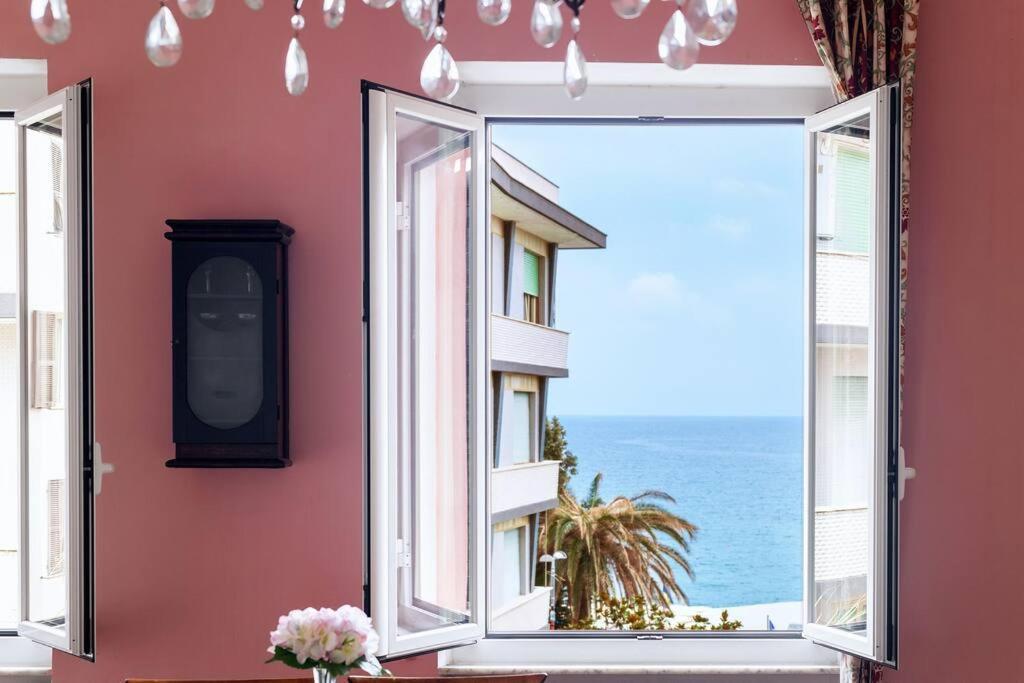 شقة Le Finestre Sul Mare ألبيسولا مارينا المظهر الخارجي الصورة
